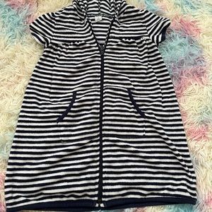 Old Navy hooded swim cover 4T